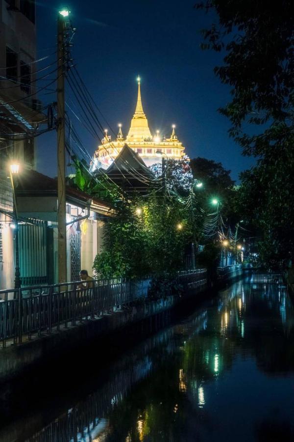 Non House Bangkok บ้านนอนโฮสเทล Екстер'єр фото
